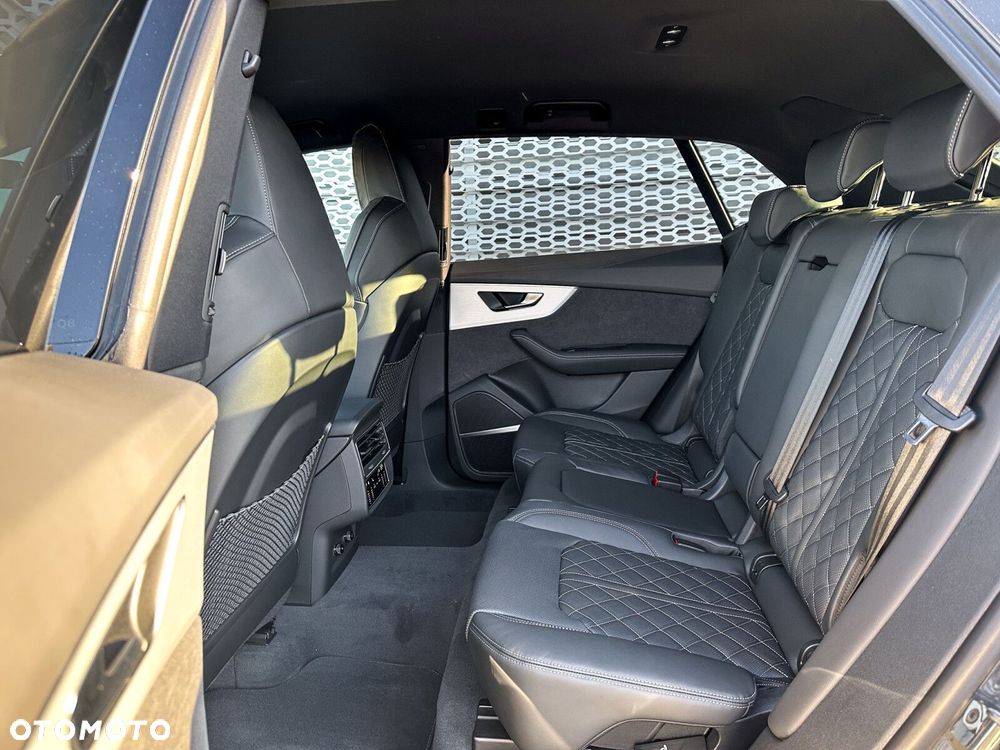 Audi Q8 - 38