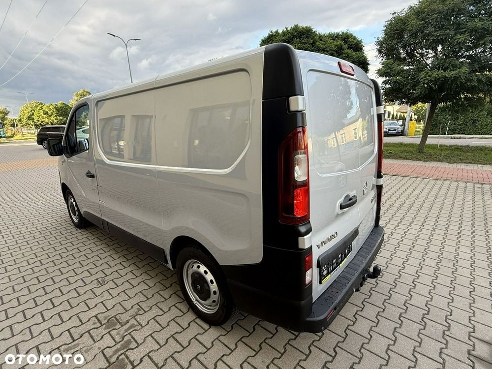 Opel Vivaro - 2
