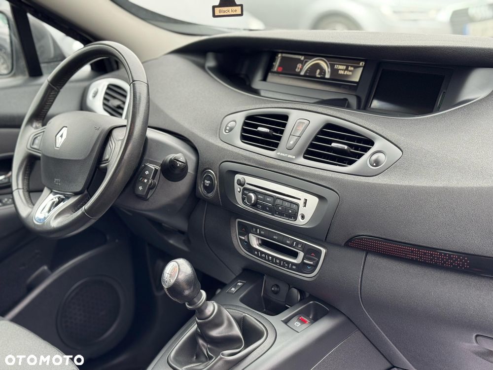 Renault Scenic 1.2 TCE Energy Bose - 14