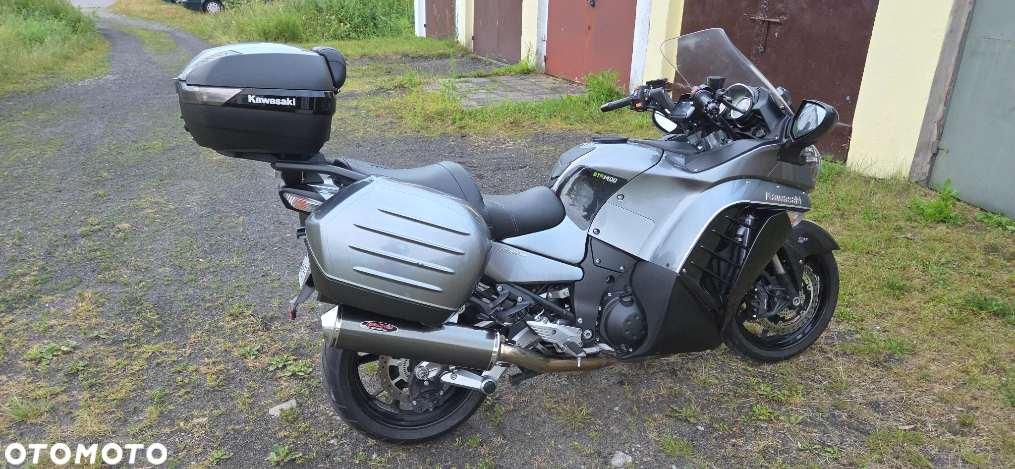 Kawasaki GTR - 8
