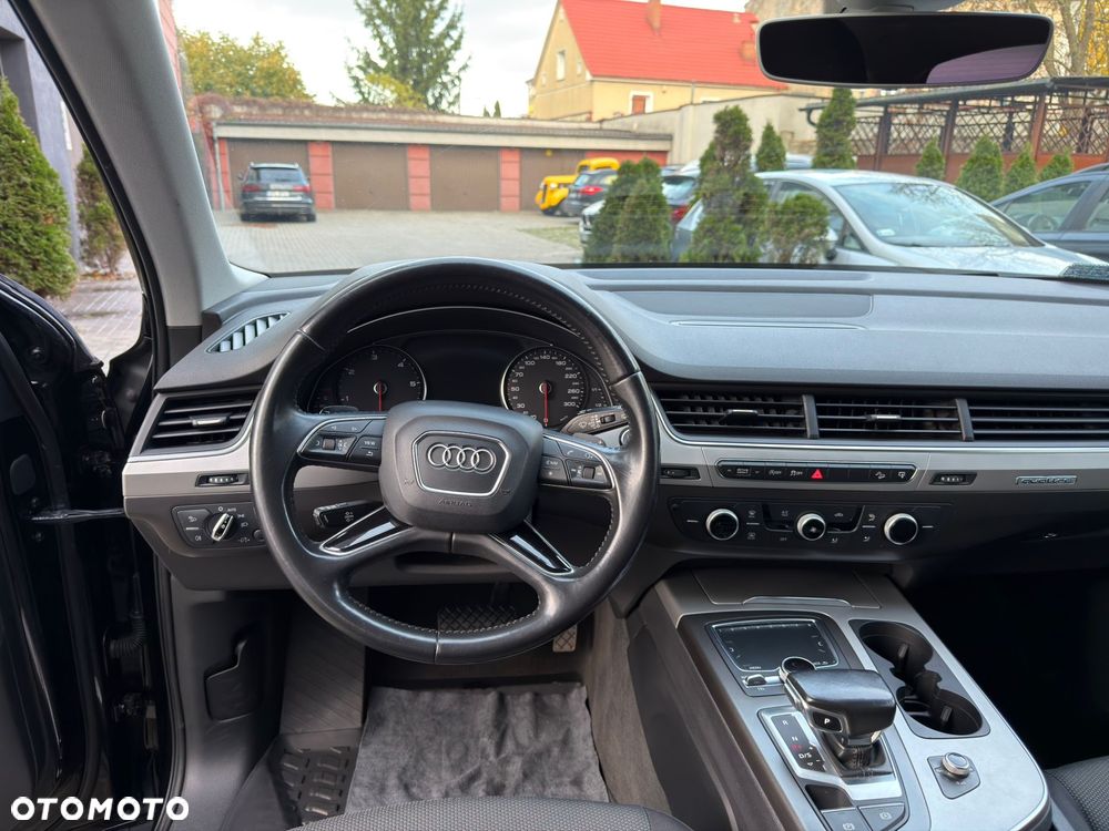 Audi Q7 - 10