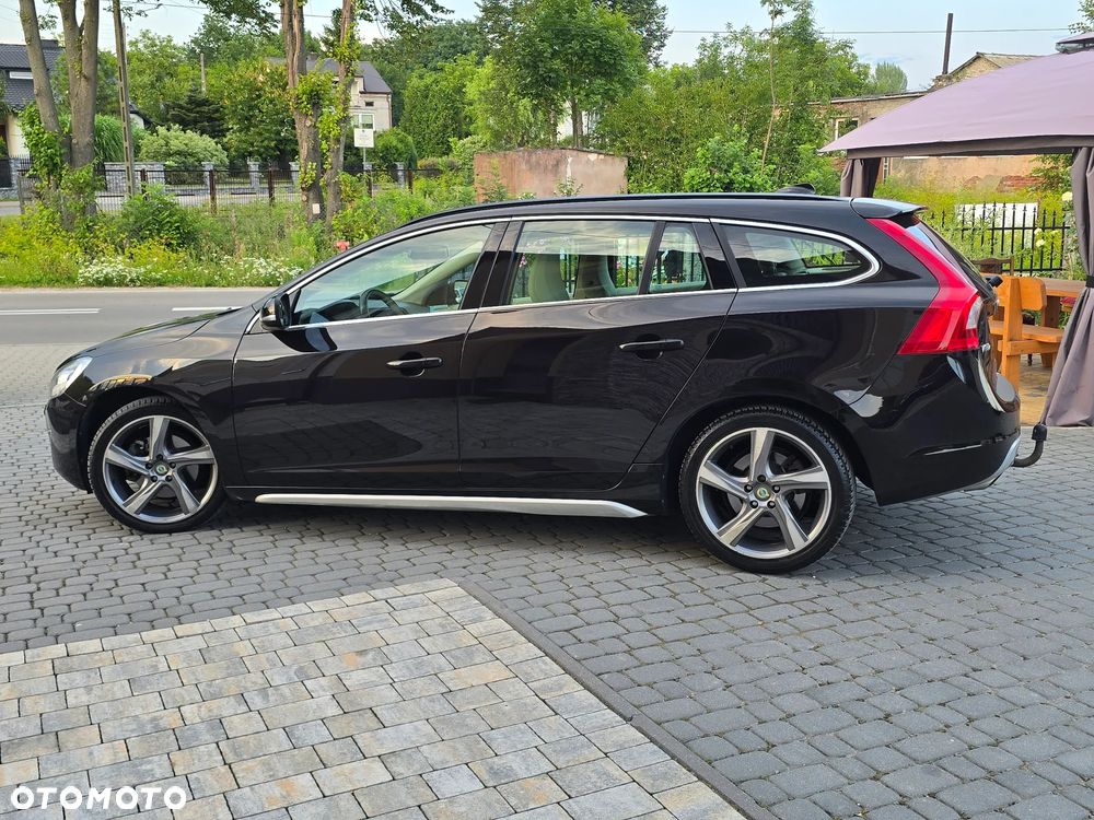 Volvo V60 D3 Summum - 15