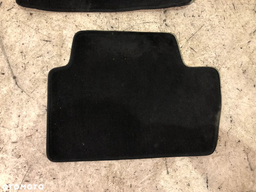 DYWANIKI WELUROWE M-PAKIET BMW 2 G42 M2 G87 KOMPLET ORYGINAŁ - 4