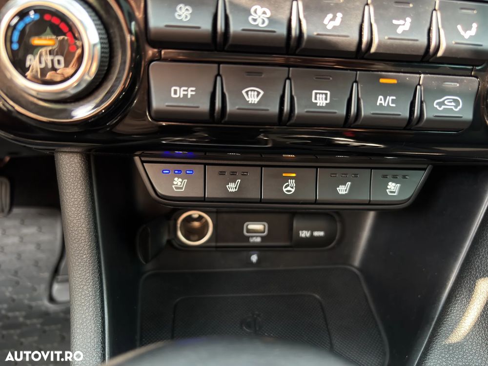 Kia Sportage 2,0 CRDI AWD Aut. Platinum - 24