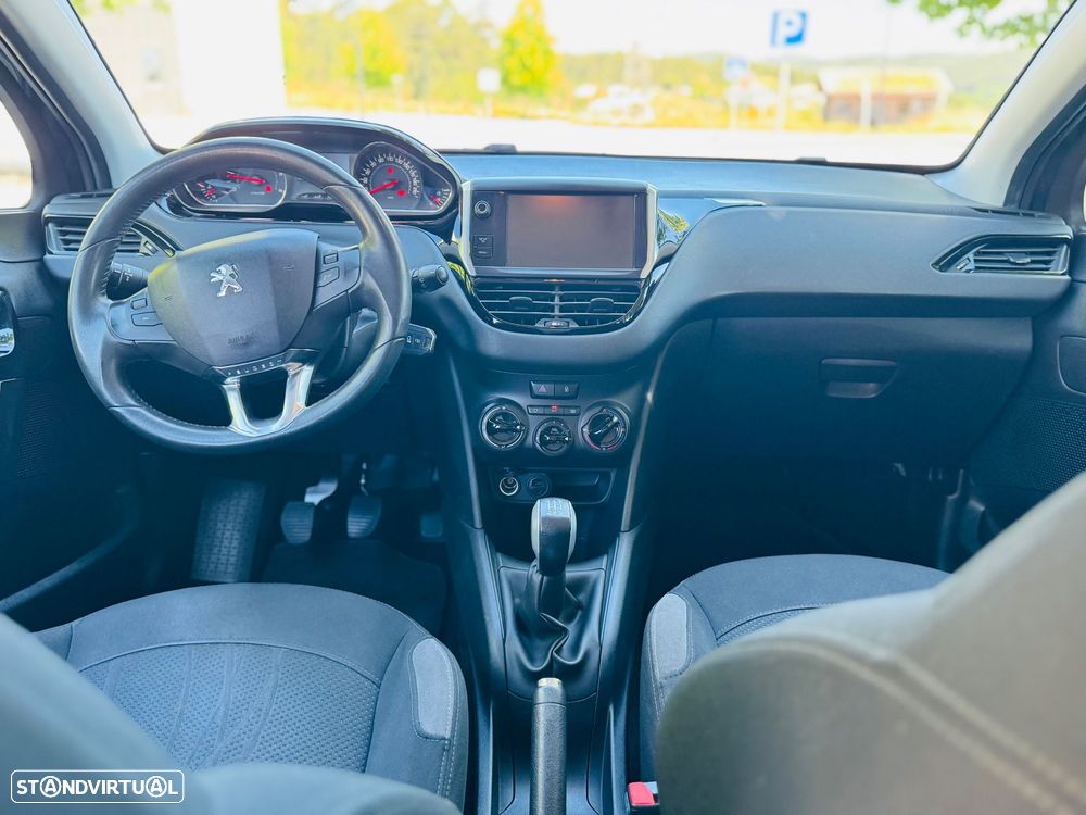 Peugeot 208 1.4 HDi - 14