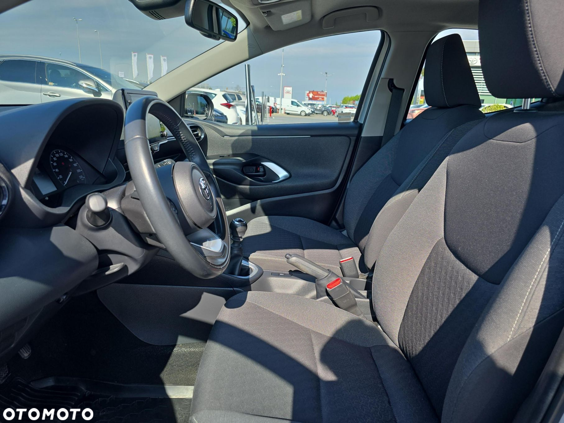 Toyota Yaris - 15