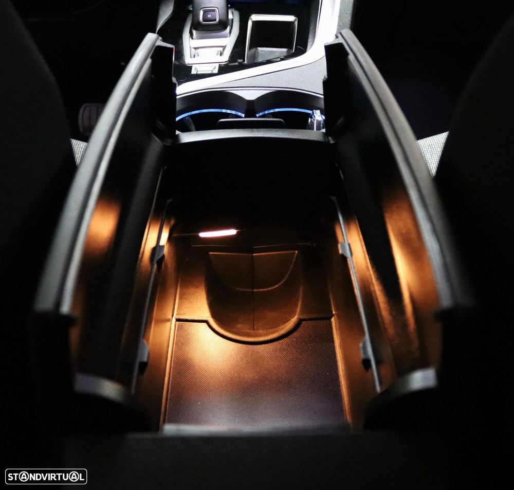 Peugeot 5008 1.5 BlueHDi GT Line EAT8 - 36