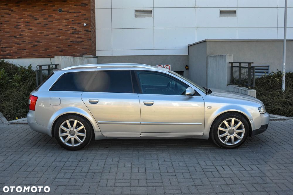 Audi A4 Avant - 5