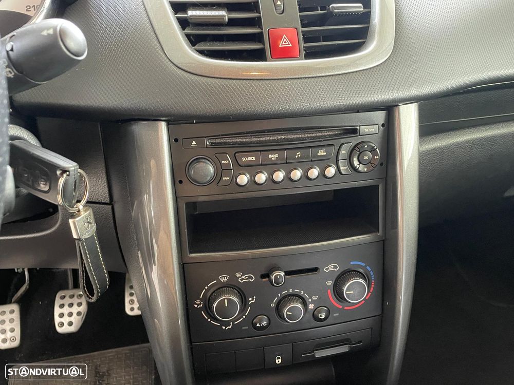 Peugeot 207 1.4 VTi Sportium - 10