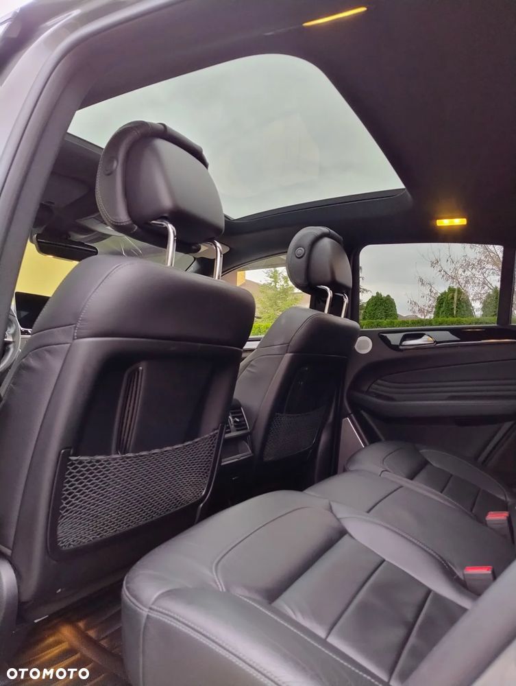 Mercedes-Benz GLE AMG Coupe 43 4-Matic - 16