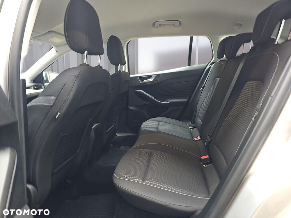 Ford Focus 1.5 EcoBlue Connected - 10