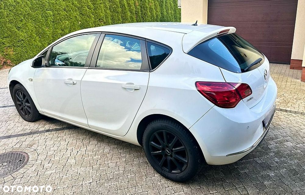 Opel Astra - 17