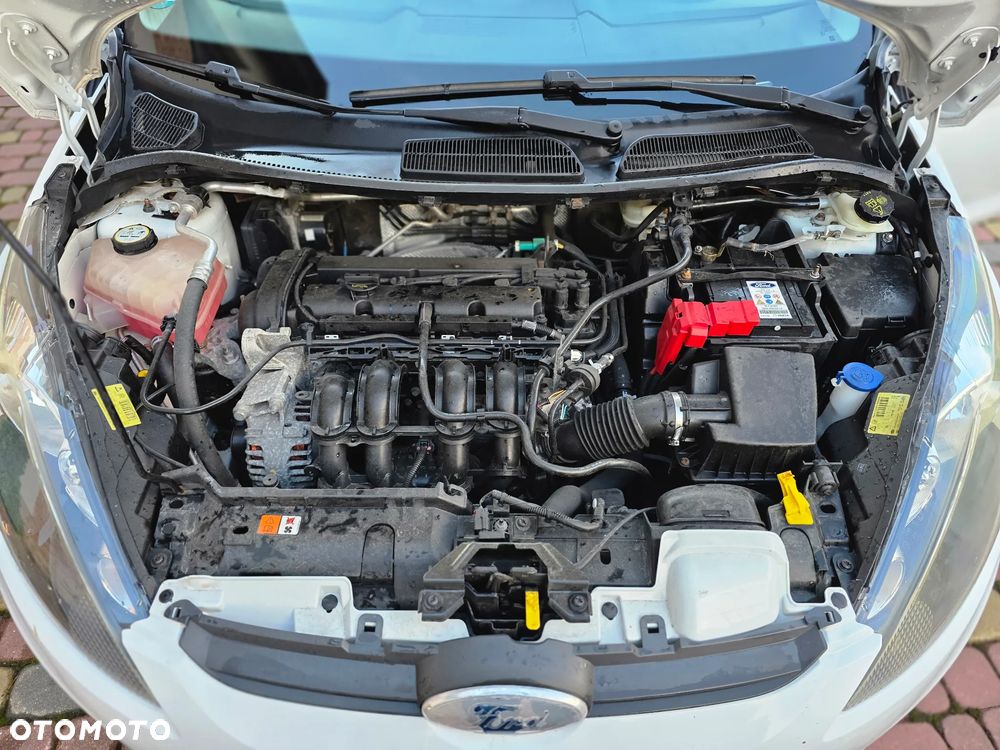 Ford Fiesta 1.25 Ambiente - 37