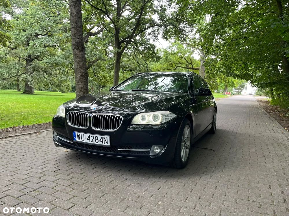 BMW Seria 5 525d - 14