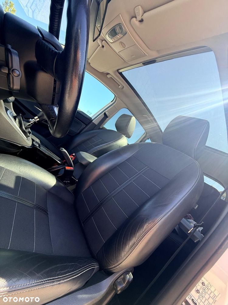 Ford Kuga 2.0 TDCi Titanium S FWD - 10