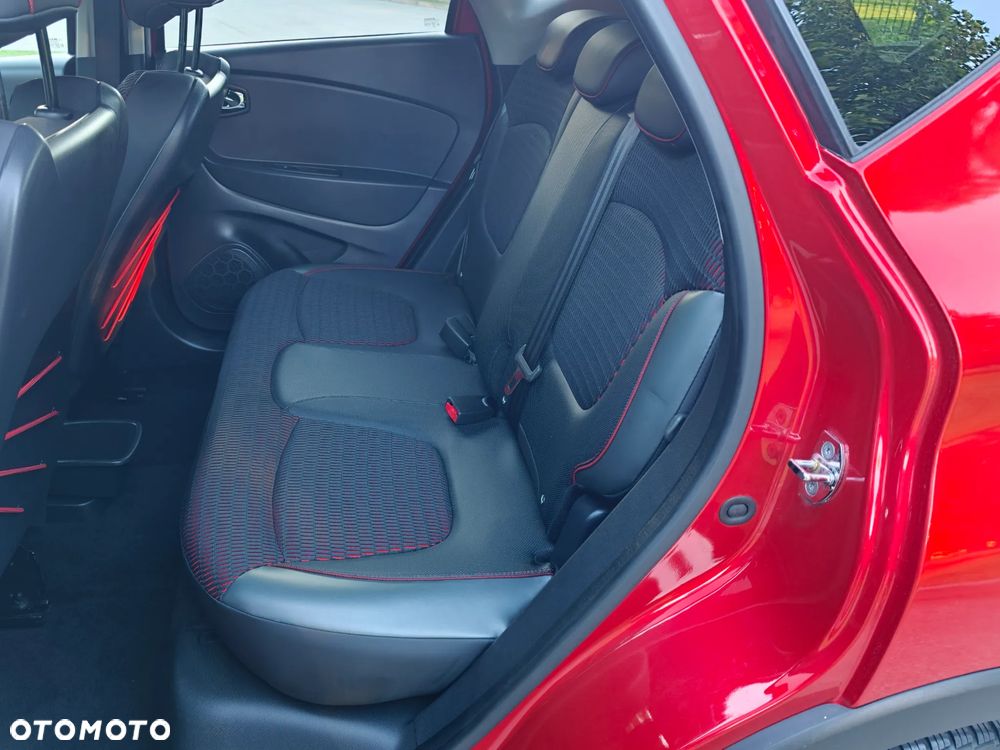 Renault Captur 0.9 Energy TCe Helly Hansen - 23