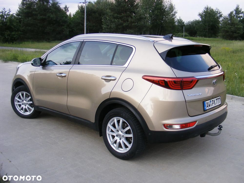 Kia Sportage 2,0 CRDI AWD Platinum - 35