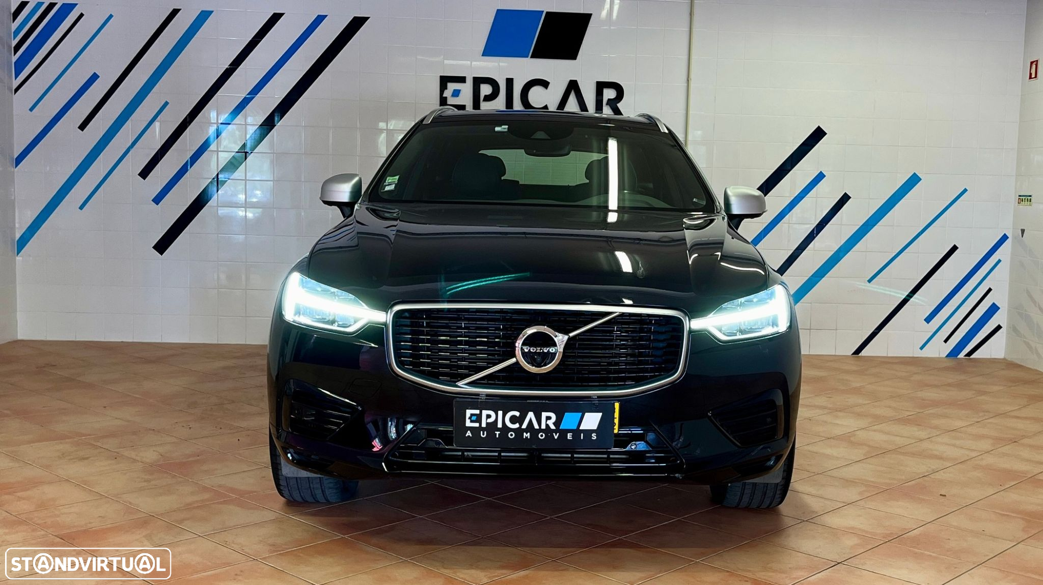 Volvo XC 60 2.0 T8 PHEV R-Design AWD - 2