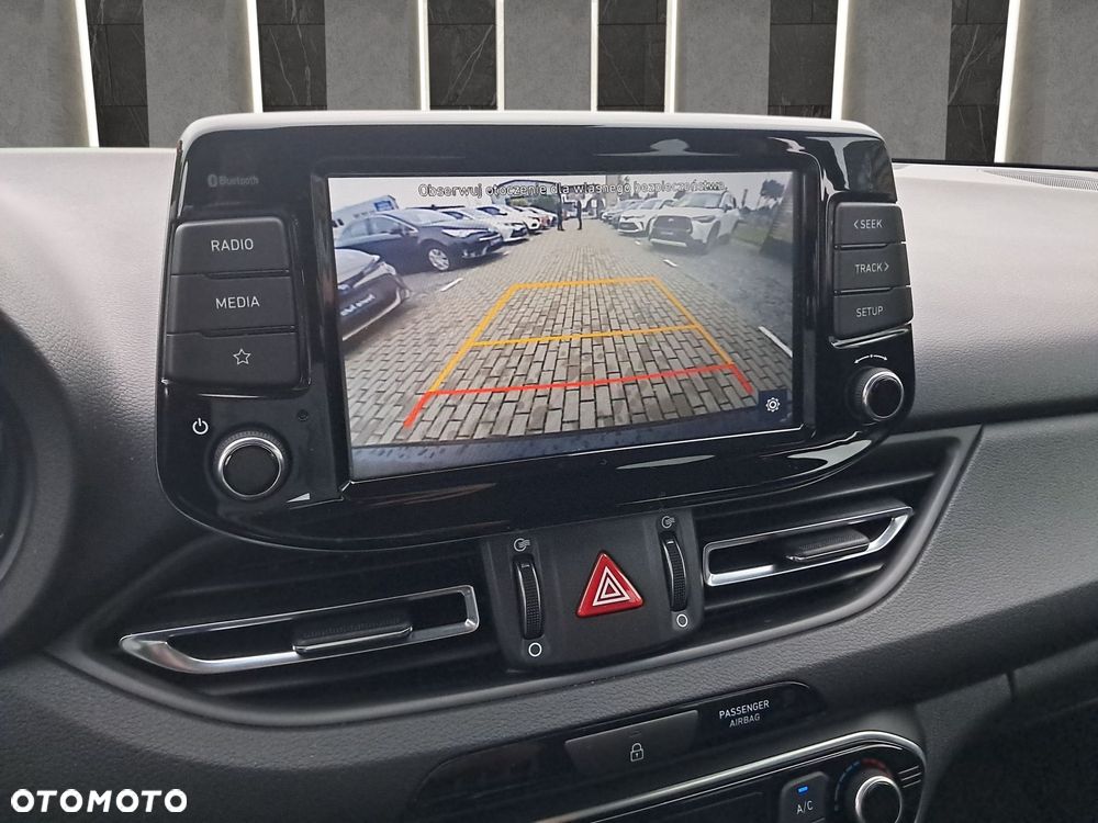 Hyundai i30 - 23