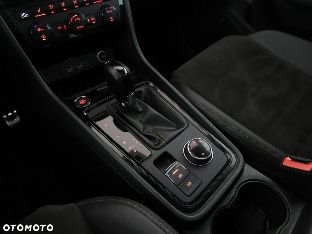 Cupra Ateca 2.0 TSI 4Drive DSG - 32