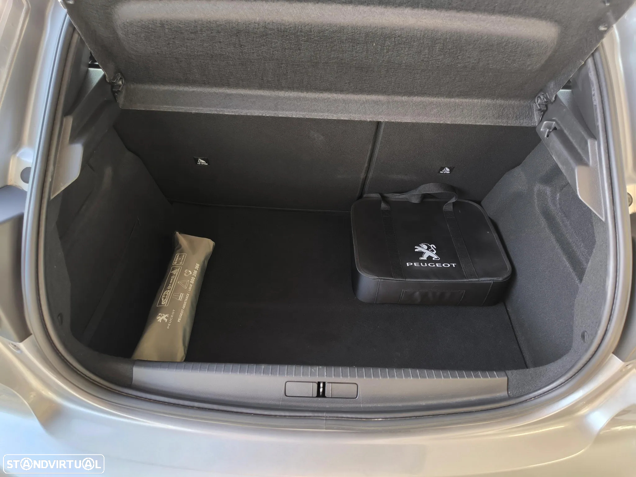 Peugeot e-208 50 kWh Active Pack - 21