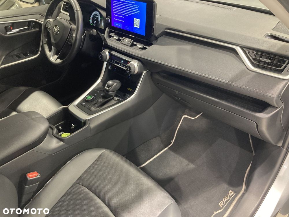 Toyota RAV4 - 9