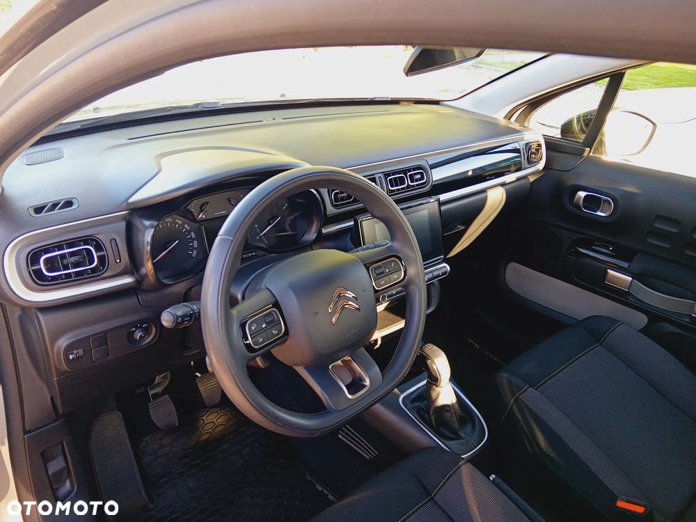 Citroën C3 1.2 PureTech Shine - 27