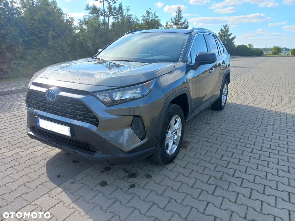 Toyota RAV4 - 1
