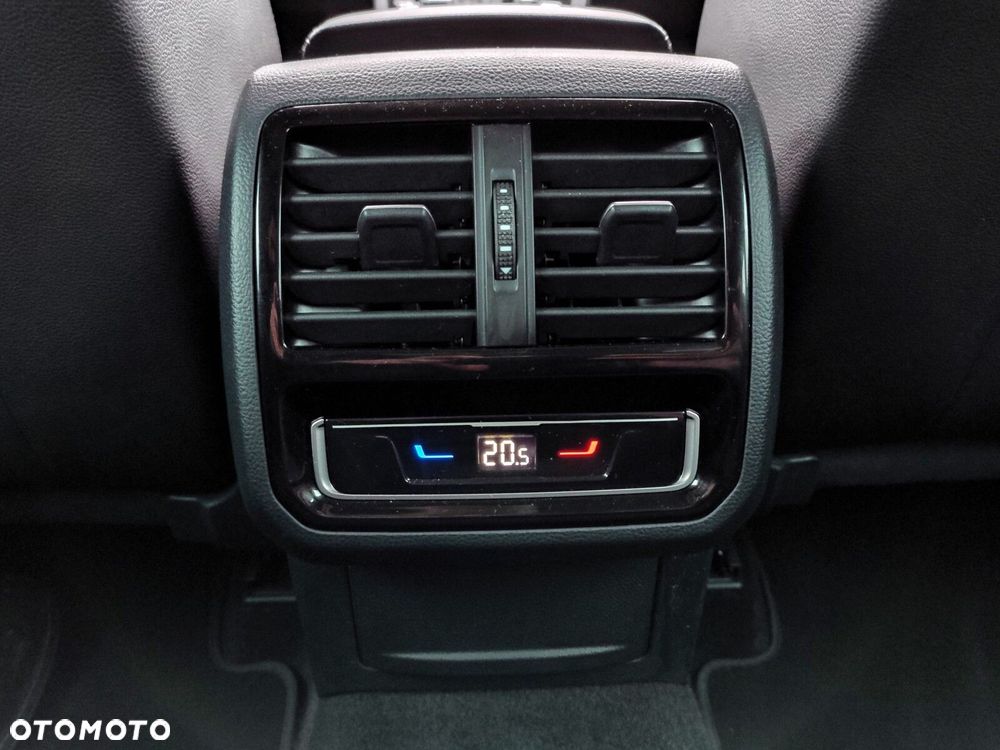 Volkswagen Passat Alltrack 2.0 TDI 4Mot DSG - 26