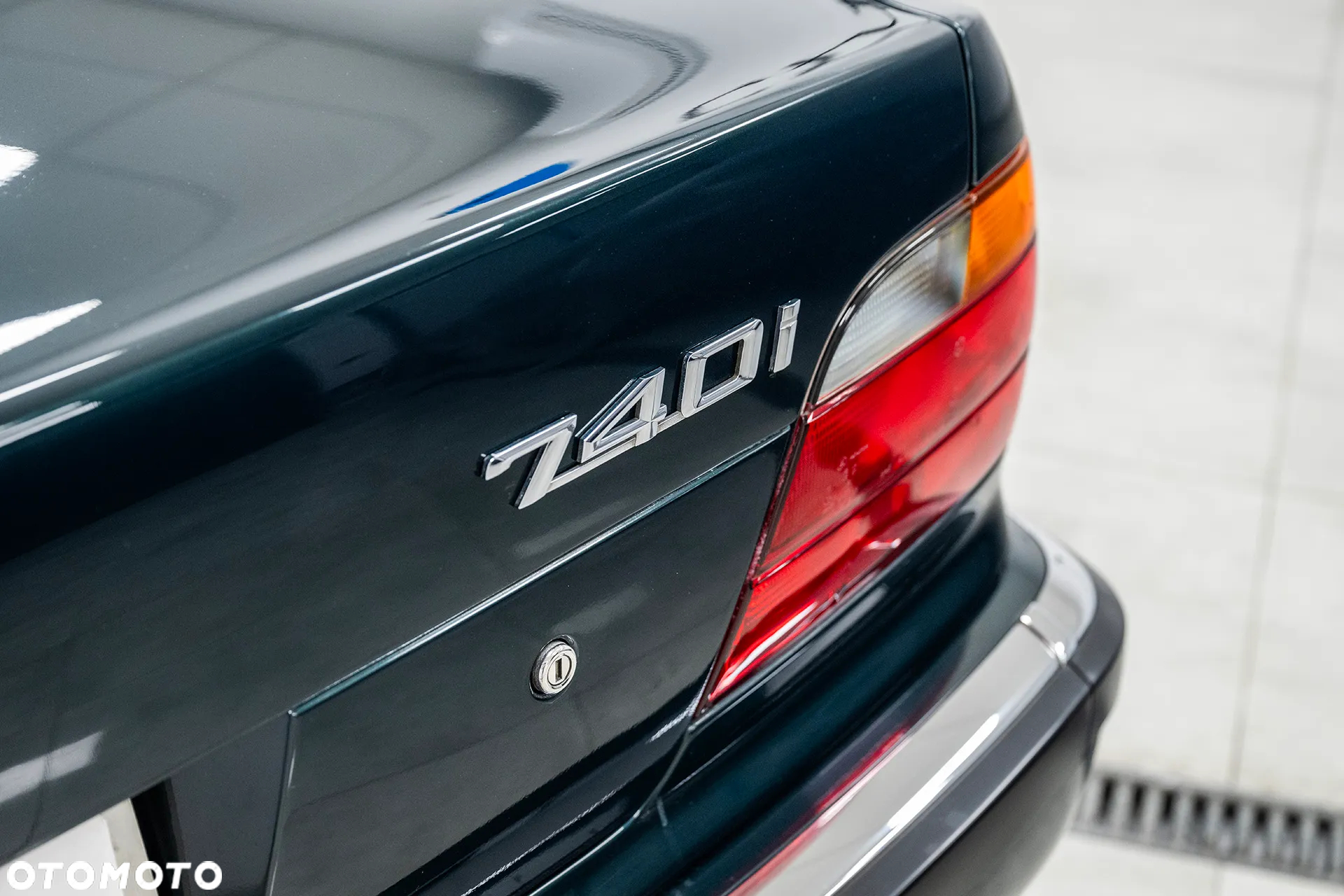 BMW Seria 7 - 11
