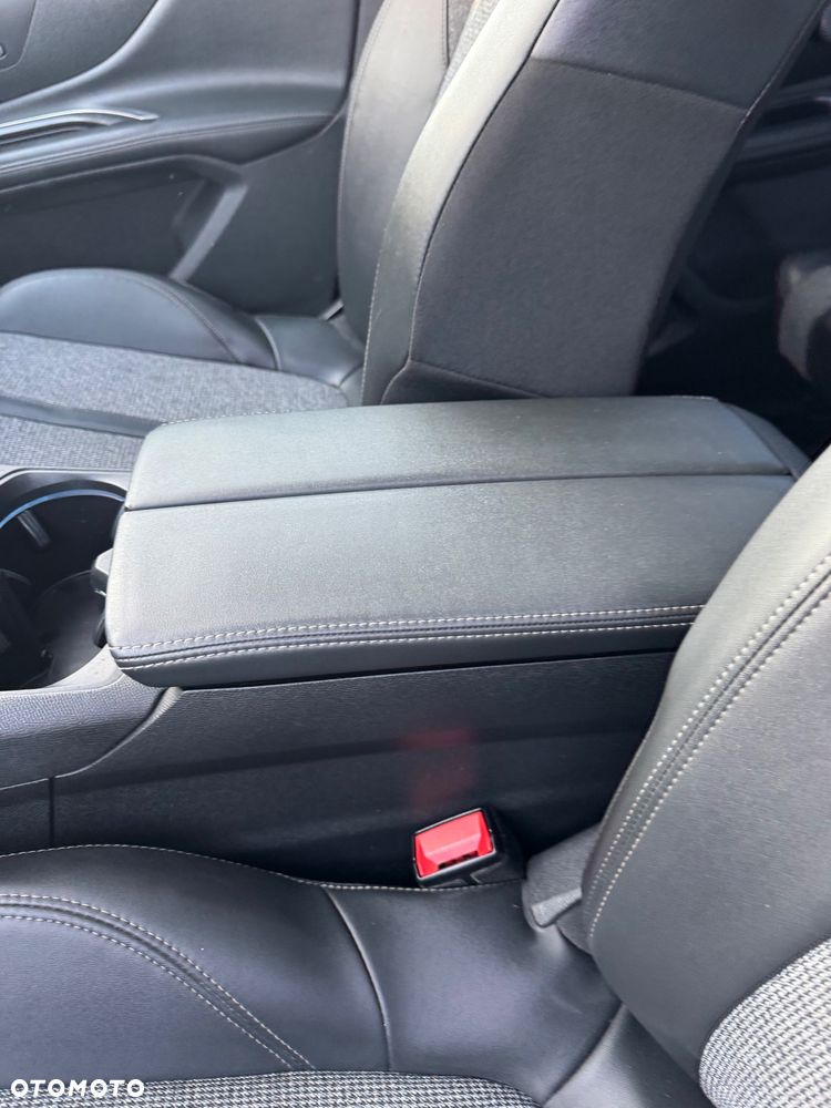 Peugeot 5008 BlueHDI 130 Allure Business-Paket - 23