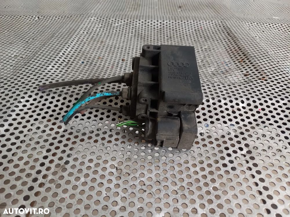 Bloc Valve Suspensie Pneumatica Audi A8 4H D4 A6 C7 A7 Original 94.000 Km An 2010-2011-2012-2013-2014-2015-2016-2017 Cod 4H0616013 Dezmembrez Audi A8 4H D4 3.0 Tdi Quattro Motor CDT Cutie MXU Volan Stanga - Dezmembrari Arad - 6