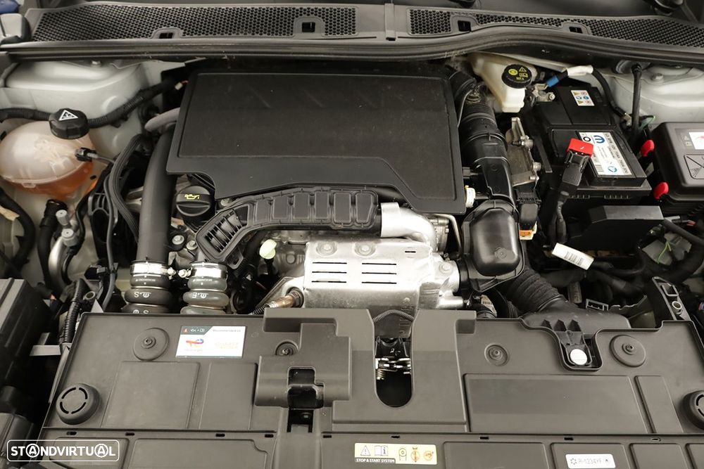 Citroën C4 1.2 PureTech Plus EAT8 - 22