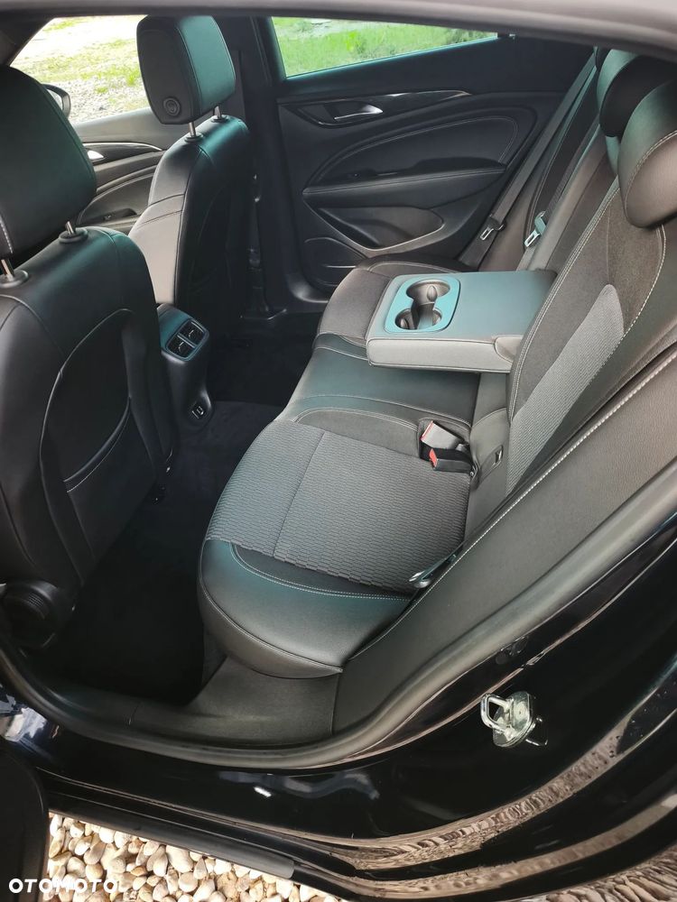 Opel Insignia 2.0 CDTI Elite S&S - 12