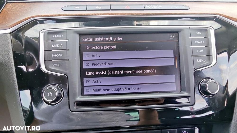 Volkswagen Passat - 20