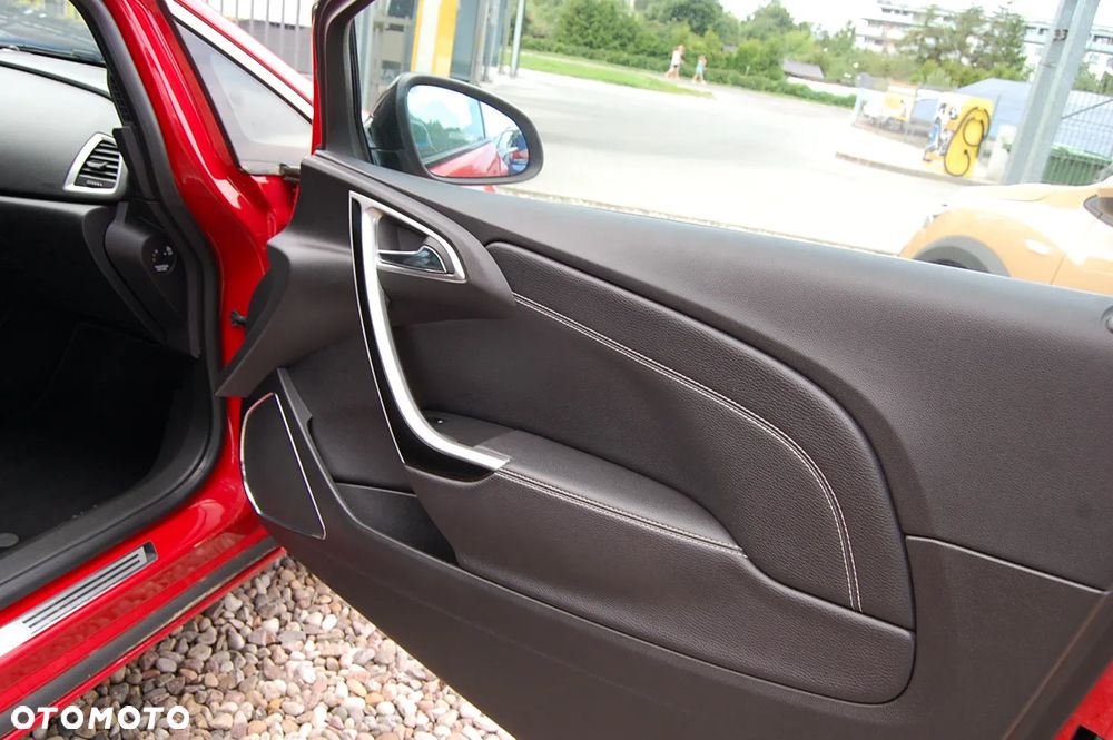 Opel Astra 1.4 Turbo - 23