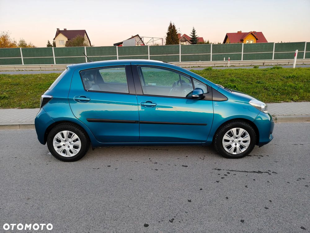 Toyota Yaris 1.33 Sol - 30