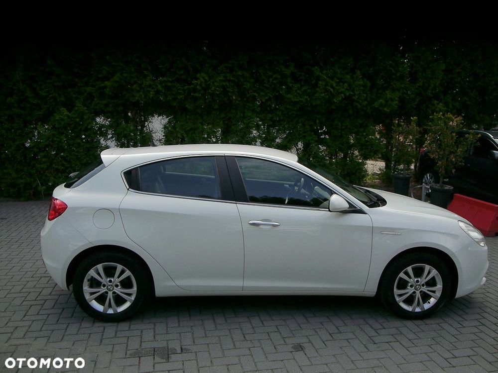 Alfa Romeo Giulietta 1.4 TB Impression - 10