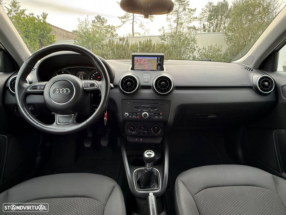 Audi A1 Sportback 1.6 TDI Advance - 26