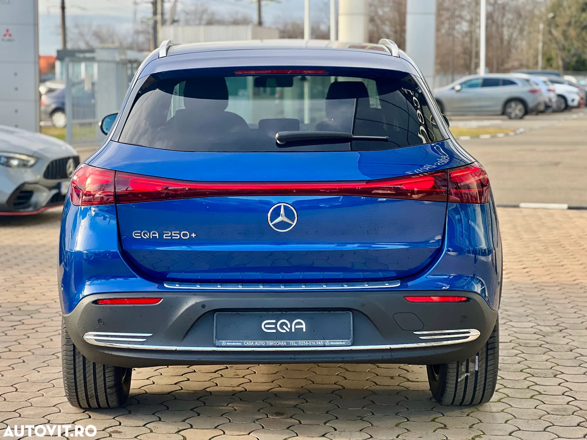 Mercedes-Benz EQA 250+ - 4