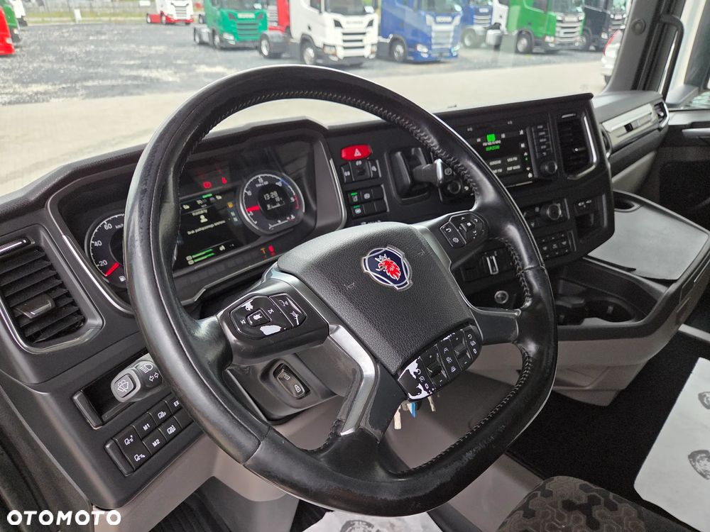 Scania R450/ 2021r/ HYDRAULIKA/ KLIMA STACJONARNA/ NAVI/ SERWIS NIEMY - 18
