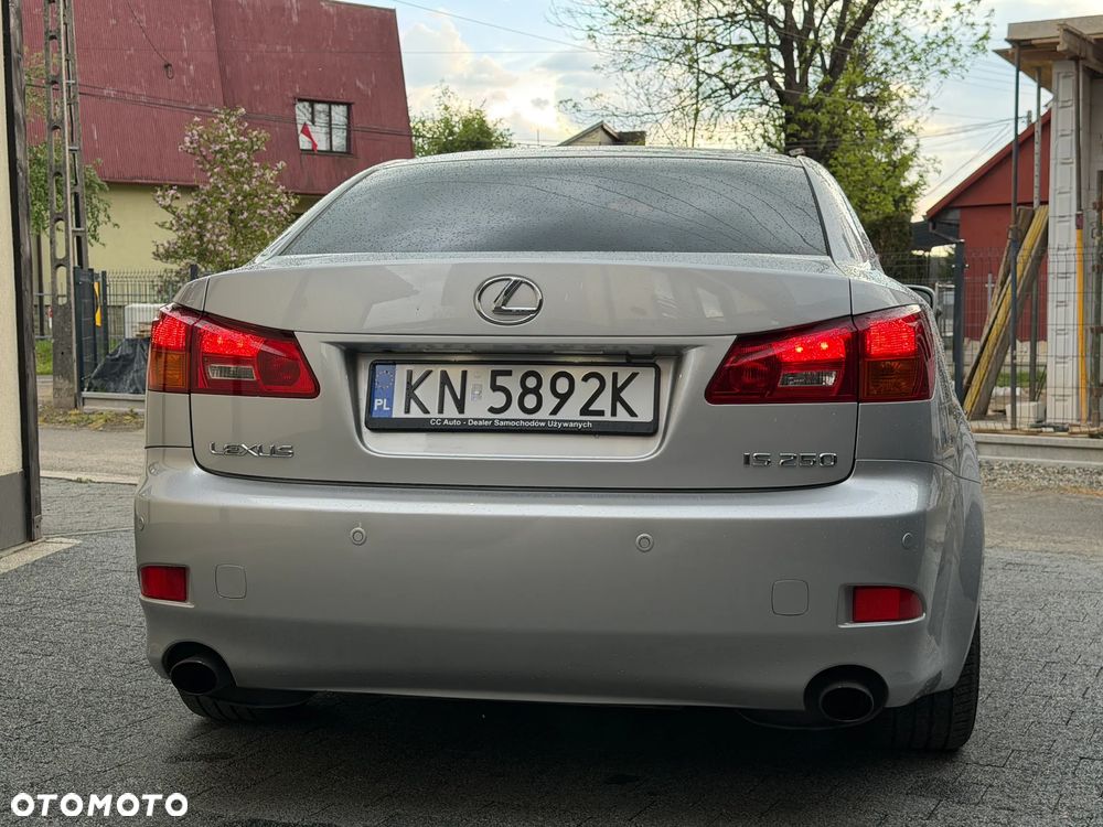 Lexus IS 250 Prestige - 11