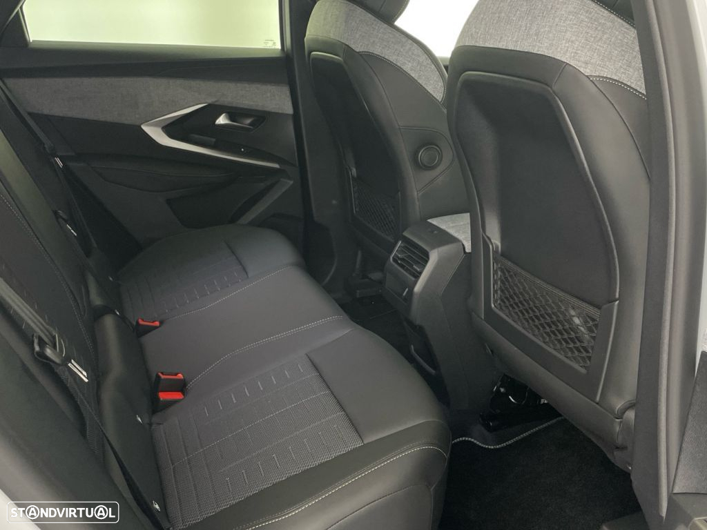 Peugeot 3008 1.2 Hybrid GT e-DCS6 - 25