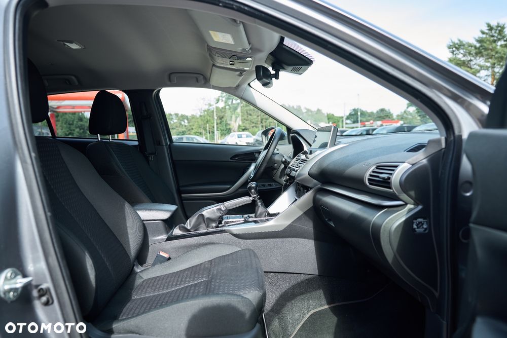 Mitsubishi Eclipse Cross - 26