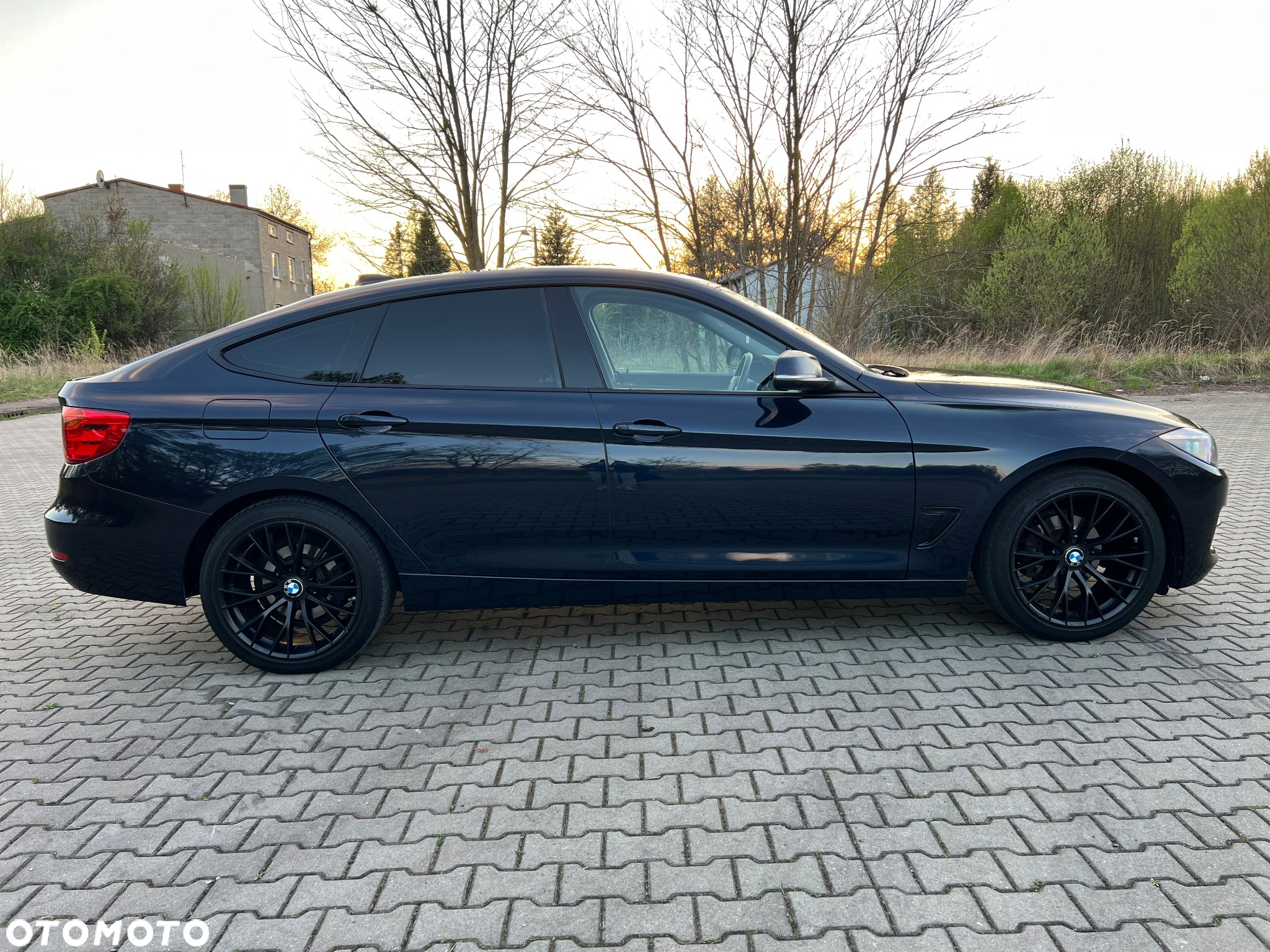 BMW Seria 3 318d EU6 - 11