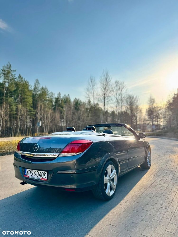 Opel Astra - 2