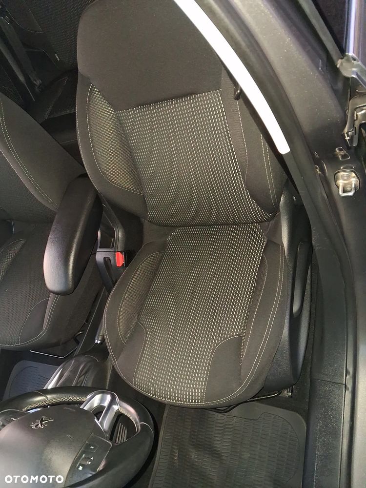 Peugeot 208 PureTech 110 Stop & Start Tech Edition - 13