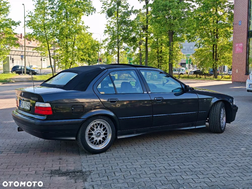 BMW Seria 3 320i - 6