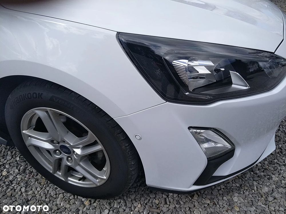 Ford Focus 1.0 EcoBoost Active Business - 10