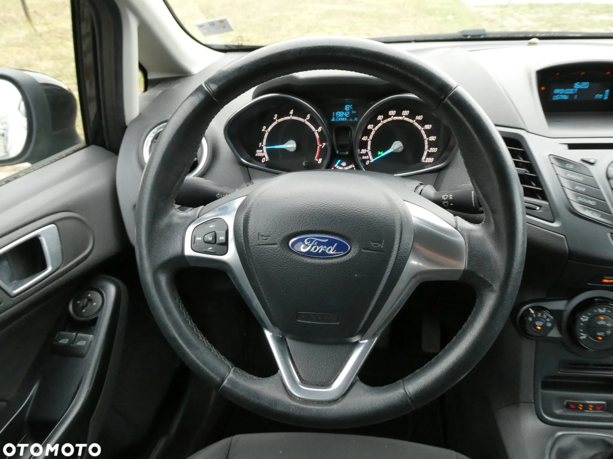Ford Fiesta 1.25 SYNC Edition - 10